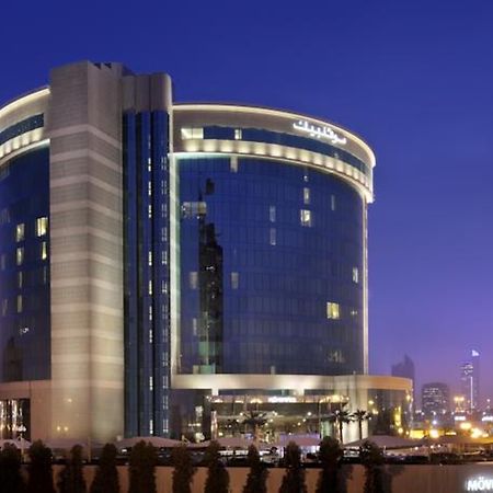 阿可贺巴瑞享酒店 外观 照片 The hotel at night