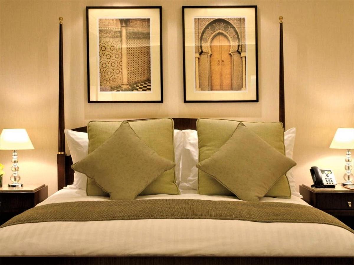 阿可贺巴瑞享酒店 外观 照片 A bedroom at the Taj Mahal Palace
