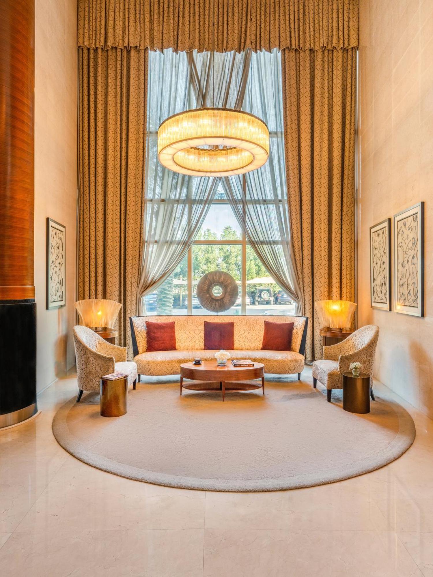阿可贺巴瑞享酒店 外观 照片 The lobby of the hotel